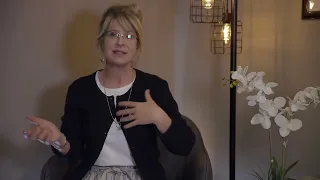 Dr. Catherine Lundell